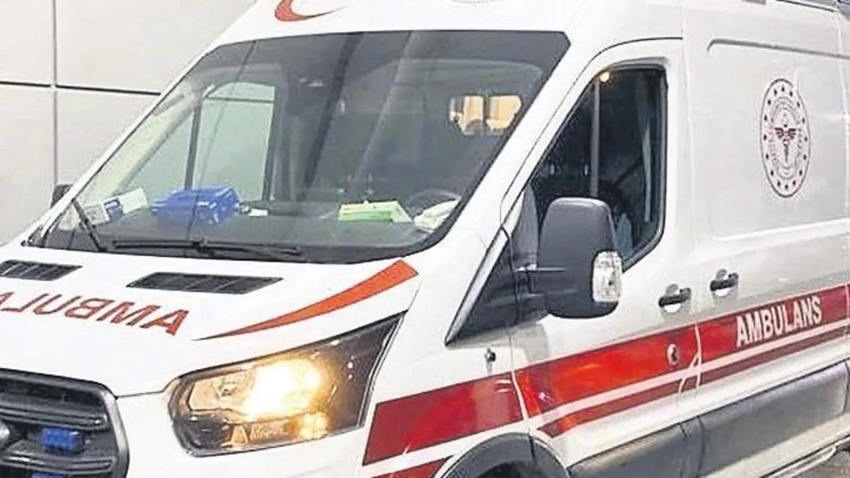 Babasının kullandığı traktörün altında kaldı